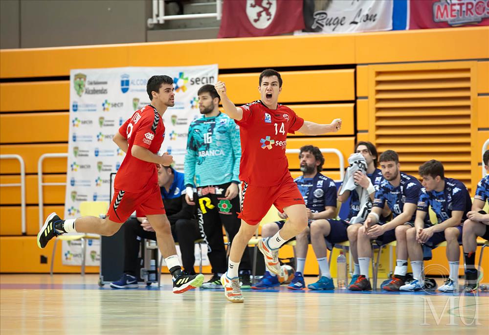 Celebración de un gol jugadora BM Alcobendas