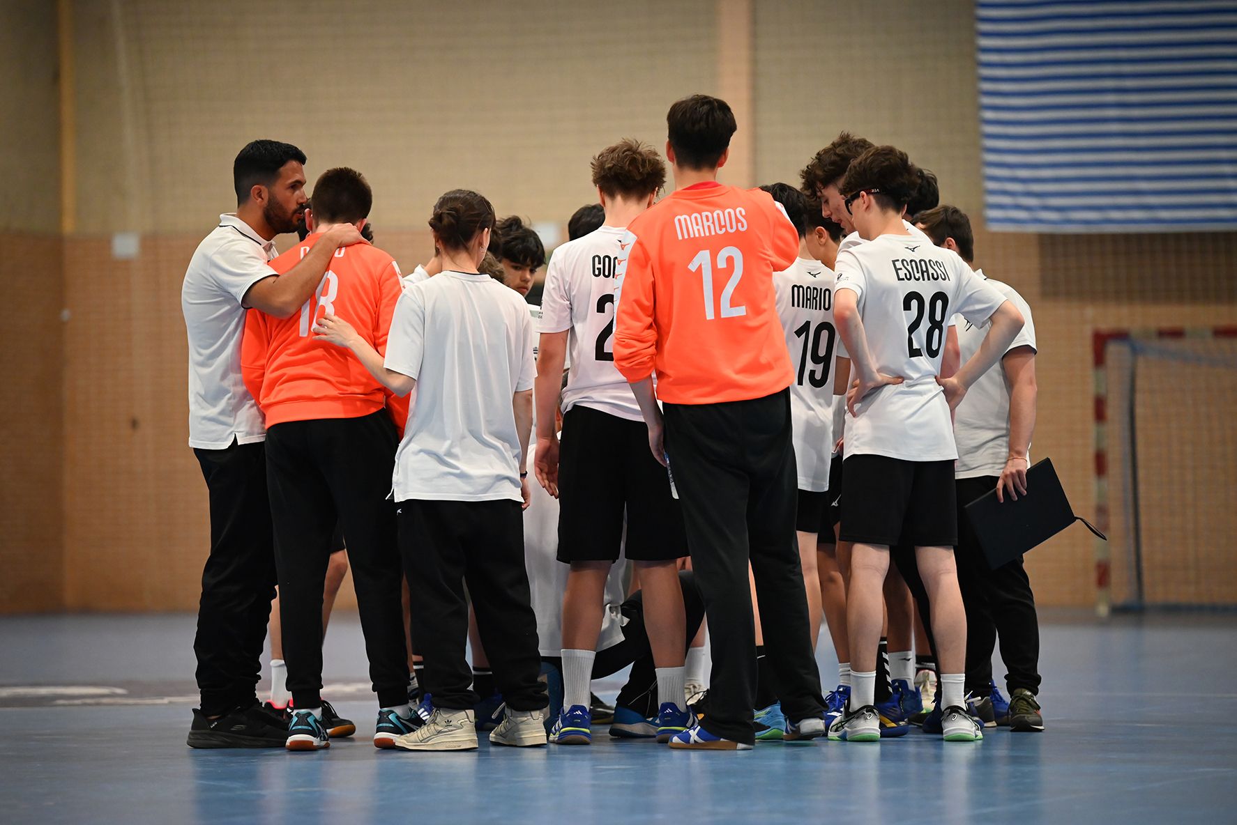 Yusi dubbs nackt to my rear was a Niya, a MILF with a huge