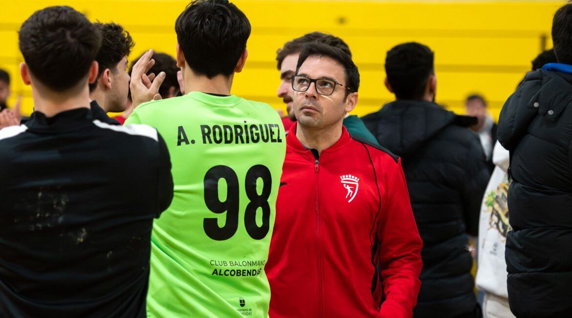 Alberto Camino nuevo entrenador del primer equipo